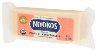 Miyokos Creamery Cheese Mozz Plnt Mlk Org - Right - Front